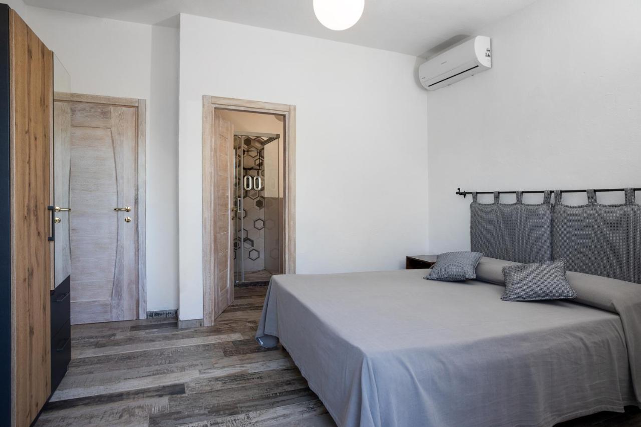 Il Mirto Bed and Breakfast Baja Sardinia Εξωτερικό φωτογραφία